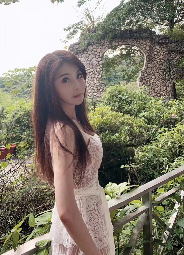 事到如今,我们也希望杨丽菁的身体可以尽快恢复,相信警方会给她一个