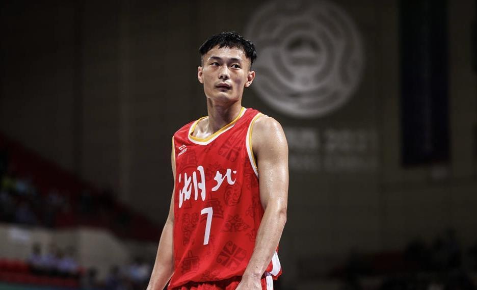 加盟广东宏远无望汤杰正式告别cba重返老东家效力