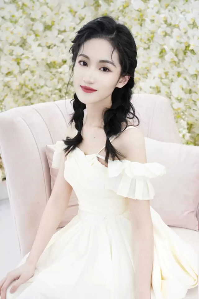 "叛逆"派演员黄诗佳:靠天赋入行,更要让演技发光|黄诗佳|江亚菲|李堂|