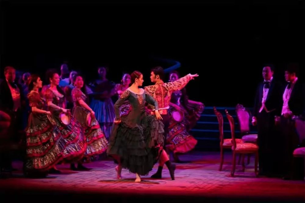 世界经典歌剧茶花女唱响烟台大剧院邀您一起话文艺