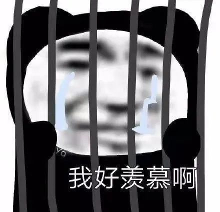 跟老板称兄道弟，把剧组画风带跑偏，他们多少有点社交NB症吧