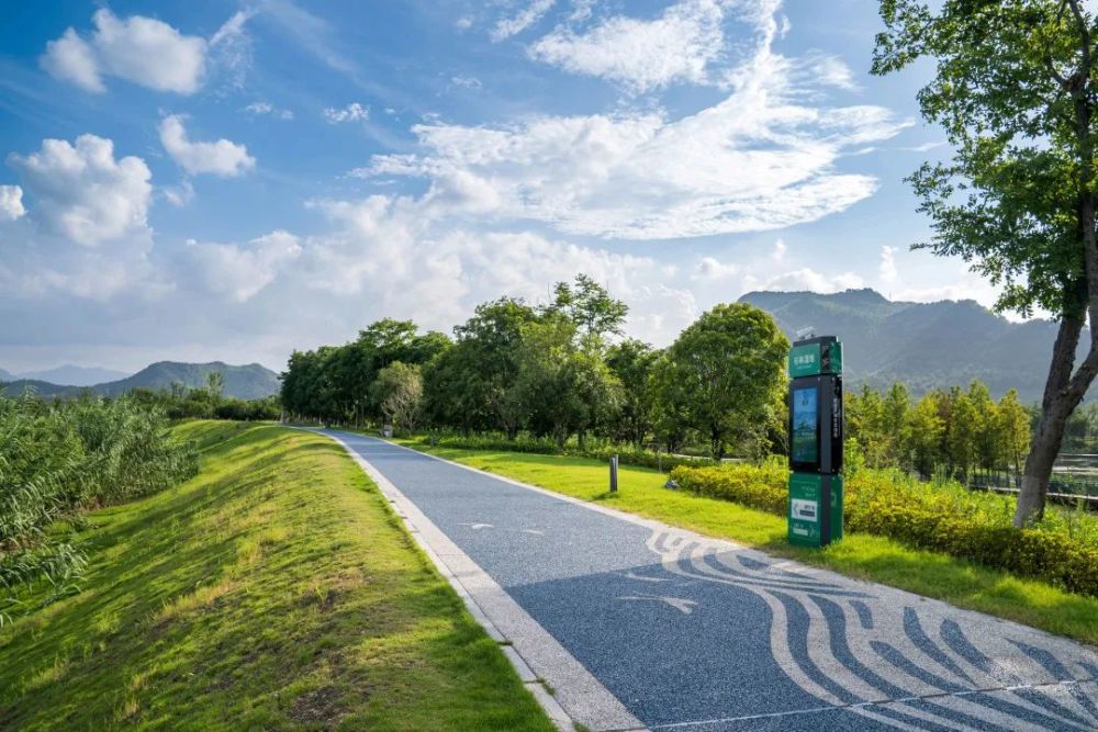 作为全球智慧绿道平台研发领域领跑者,乐去智跑平台(南京七加二旗