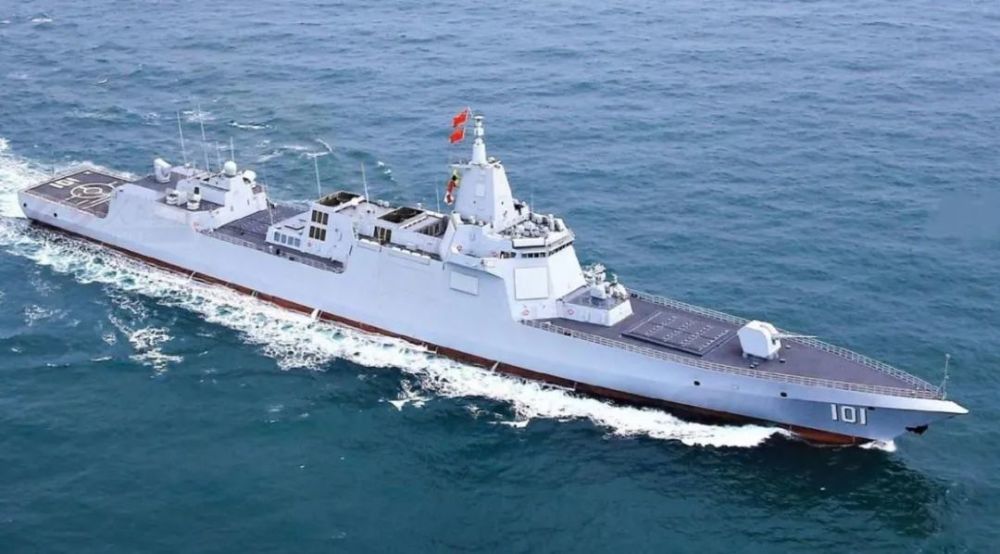 南昌号目前全球主要生产护卫舰,驱逐舰,其命名的曝光度比较高,就拿