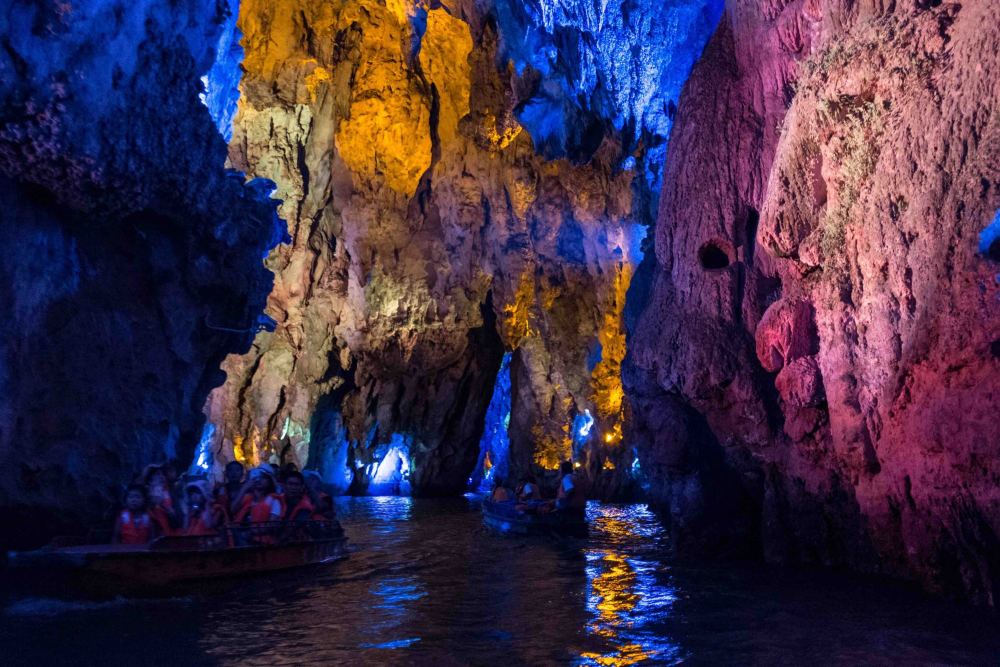 贵州龙宫不该被低估的人间绝景观龙门飞瀑游神秘溶洞