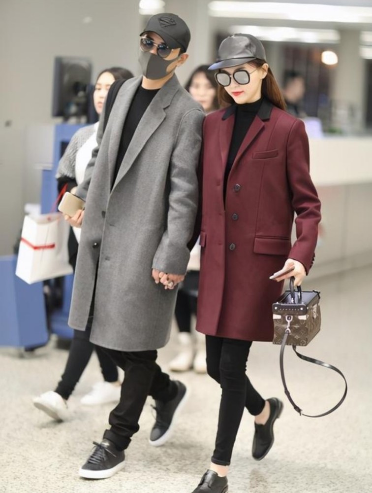 唐嫣与罗晋太恩爱了俩人同穿情侣款大衣亮相机场宛如神仙伴侣