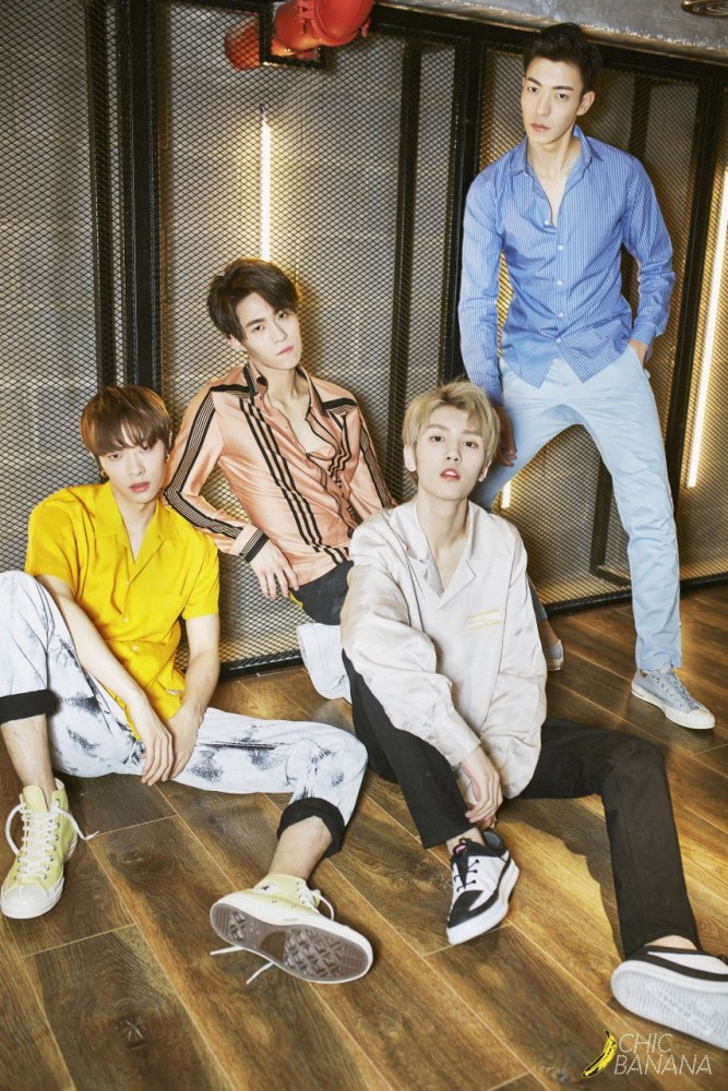 只是前一阵子木子洋的身材上过热搜,原本完完整整的四人男团,也有过