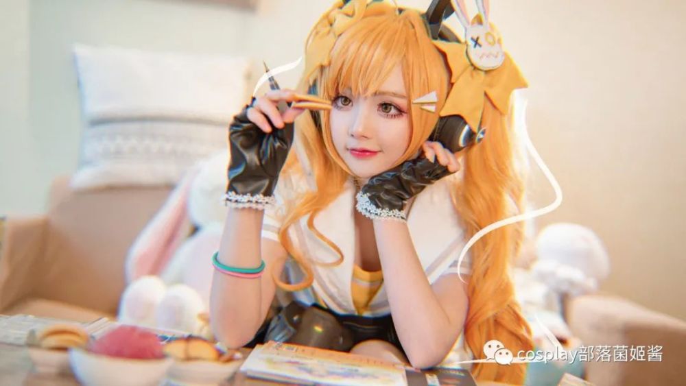 cos王者荣耀安琪拉新皮肤时之奇旅cos正片丝言