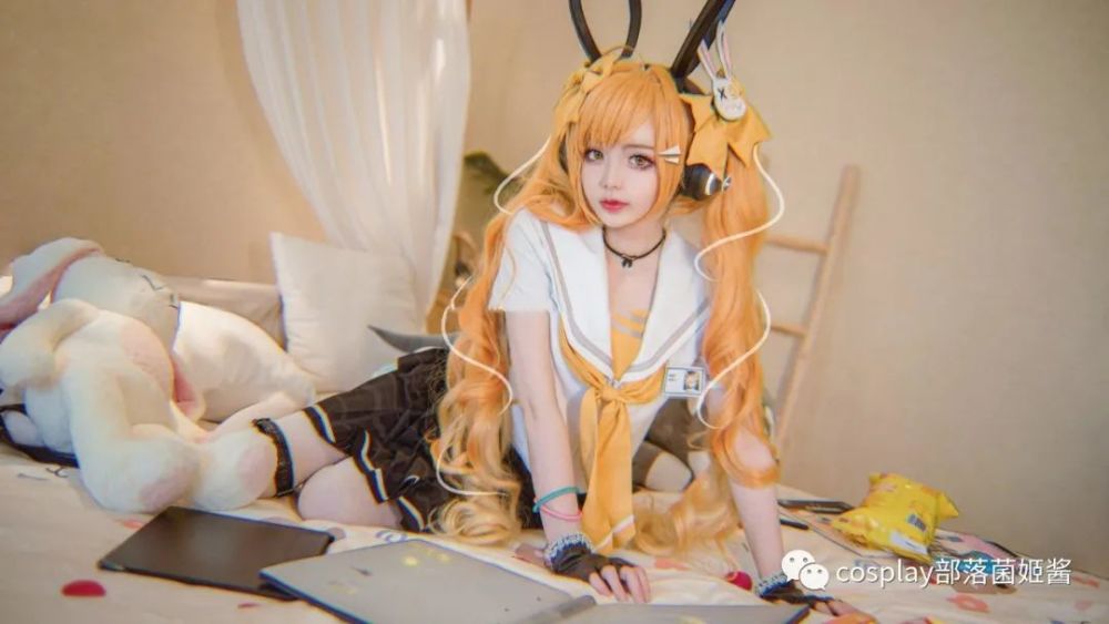 cos王者荣耀安琪拉新皮肤时之奇旅cos正片丝言