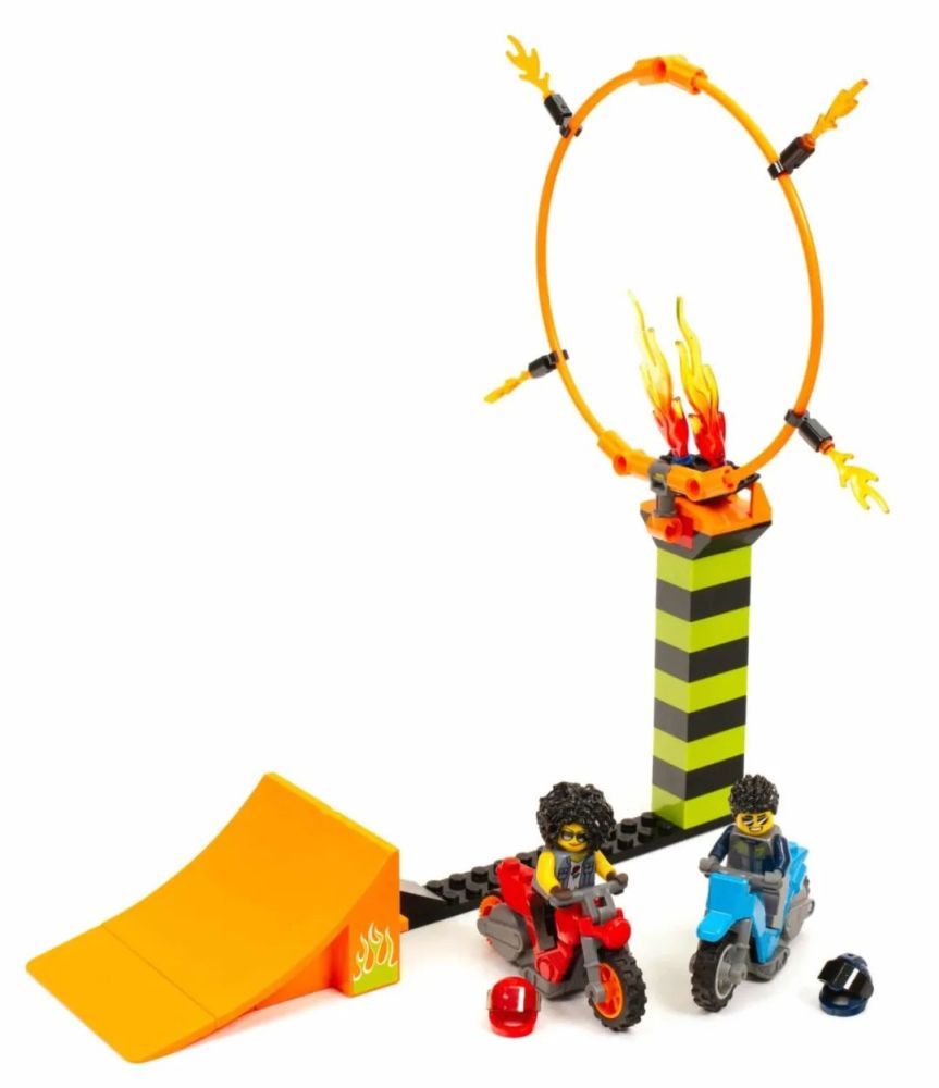 乐高城市stuntz系列评测及原理探寻:新型飞轮驱动摩托车是如何运作的?