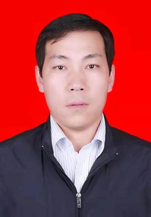 接受:苗立群辞去靖边县人民政府副县长职务的请求.