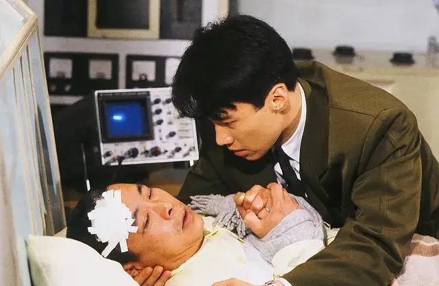 28年前的港产科幻剧，黎明李嘉欣王菲朱茵洪欣主演，港剧颜值巅峰