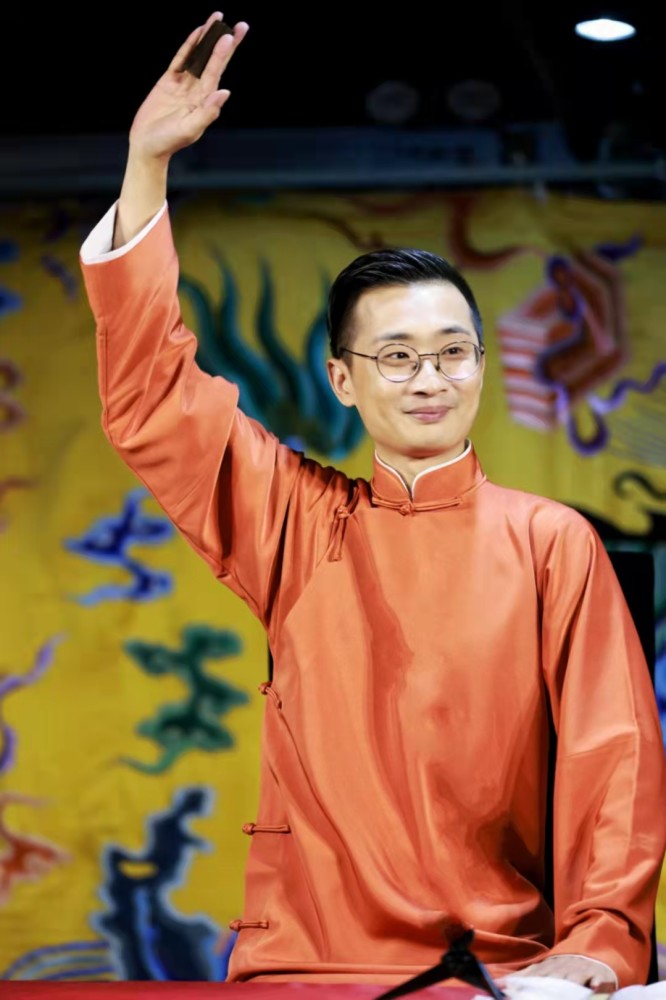 看李九春的卑微发言就知道相声拜师的重要拜师不仅是身份的认可