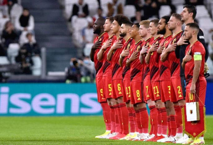 欧国联 0-2！1-2！世界第一创21年耻辱，再遇苦主难翻身，官宣2巨星退出