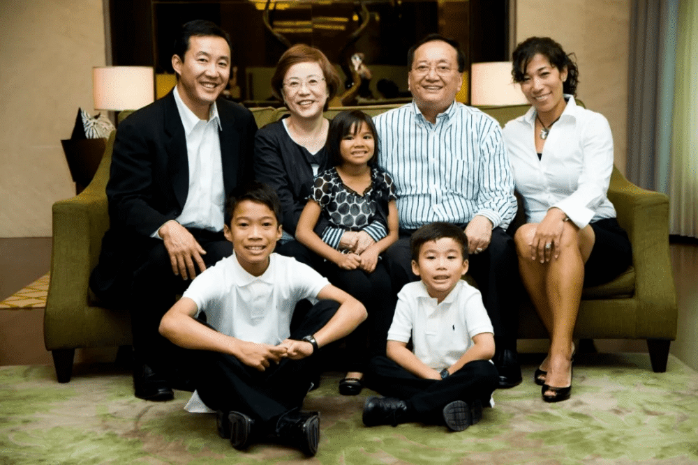 100年前,教育学家杜威来到中国,他说:中国的父母都太急了.