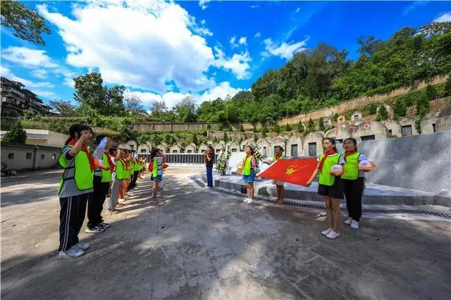 坐标梁平烈士陵园488位梁平籍烈士名字刻上烈士英名墙