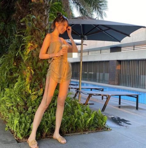 林志颖爱妻陈若仪晒日常美照皮肤白嫩细腻美似少女