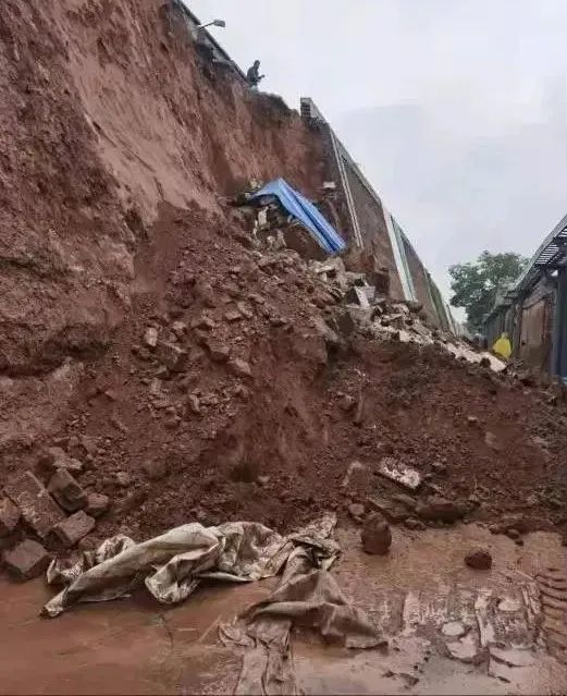 山西挺住，河南救援队来了！