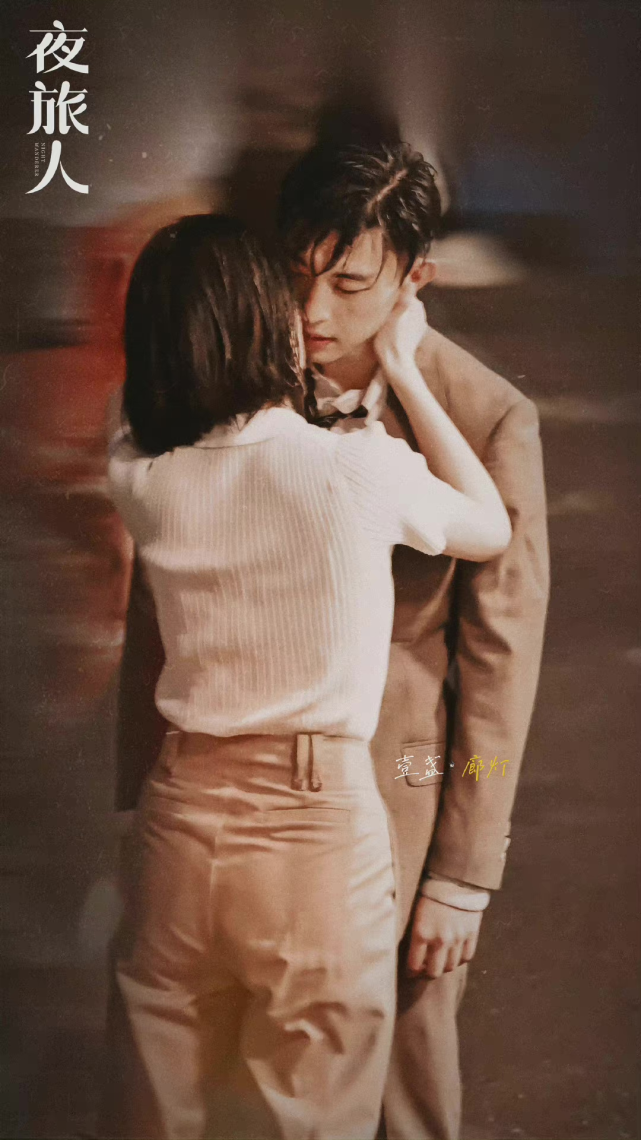 邓伦倪妮路透合照曝光,哪来的贵族?氛围感太强了