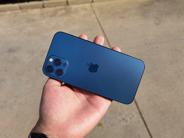 跌至7298元,网友:有点晚了|大屏|iphone12 pro max|a14|苹果|iphone