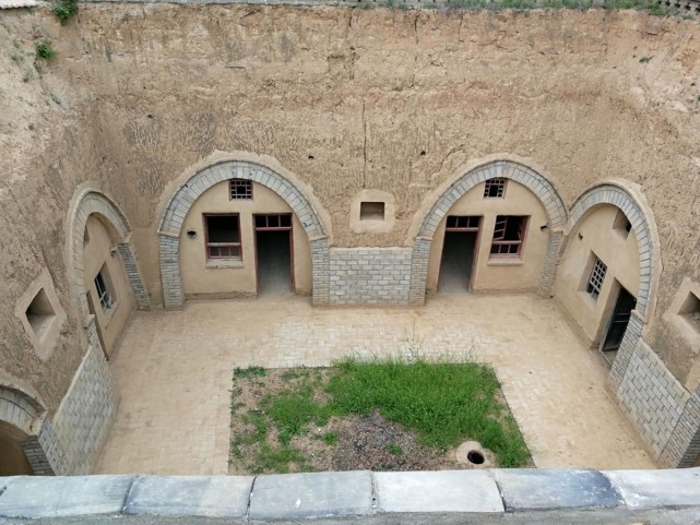 北方暴雨窑洞被雨水冲塌这种建筑是不是以后就不适合了