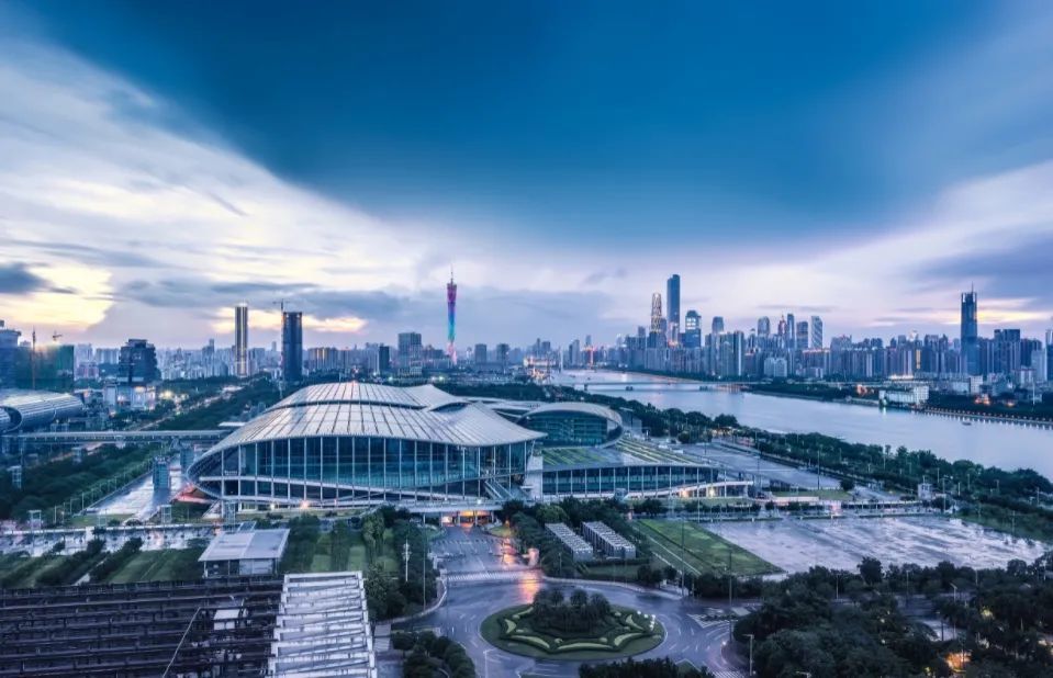 广交会再出发:特殊盛会背后的意义何在?_腾讯新闻