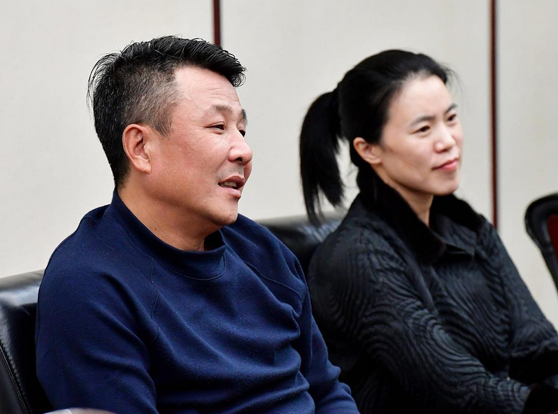 王楠夫妇太委屈郭斌晒图询问刘诗雯被叫亚军小枣没有的事