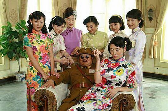 傻儿师长范绍增曾拥有多房妻妾起义后他是如何安置她们的