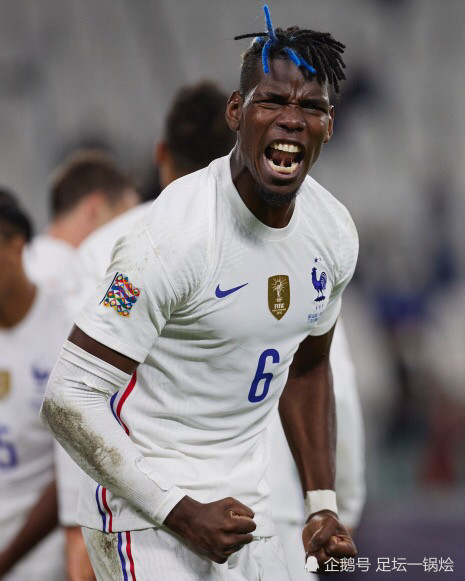 法国队的博格巴像个超人一样,接下来可以放心地回曼联歇歇了!