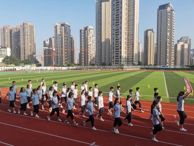 重庆市实验学校召开第23届田径运动会