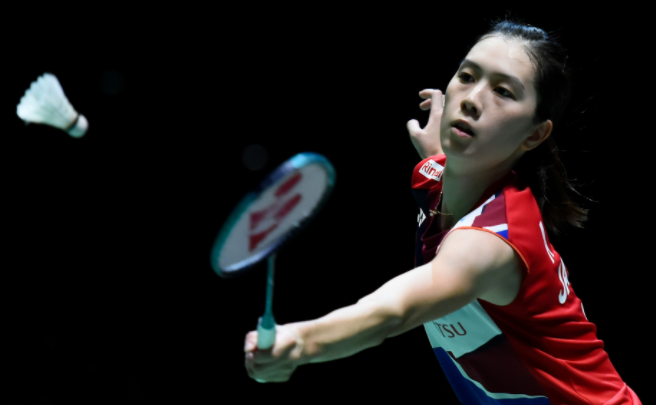 羽坛最美女神复出!1米70双腿纤细,颜值高纯天然,球迷心动了_腾讯新闻