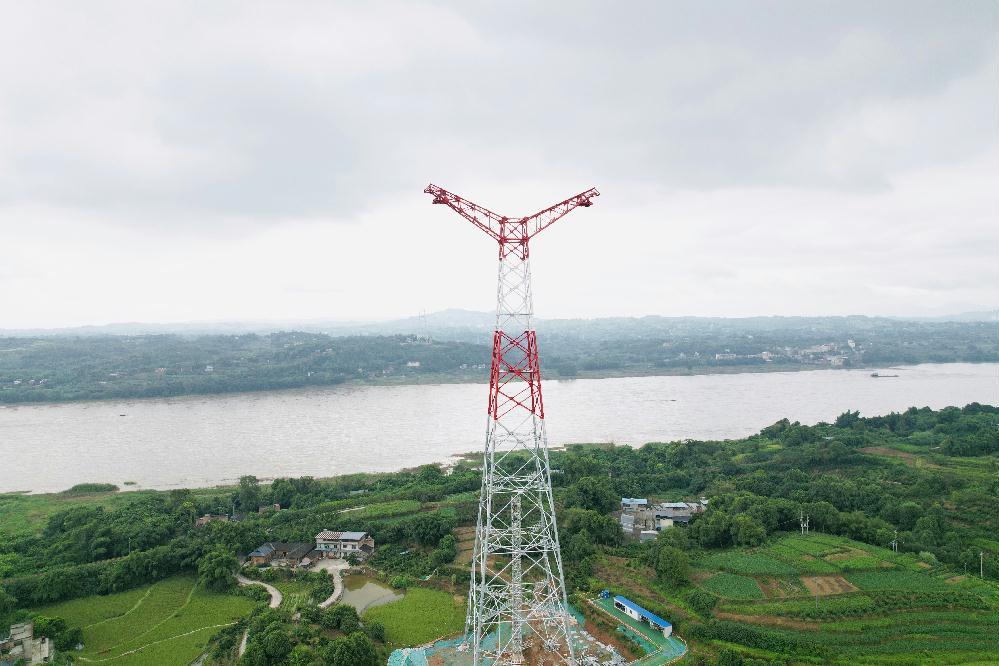 白鹤滩-江苏±800千伏特高压直流输电线路重庆江津长江大跨越工程全部