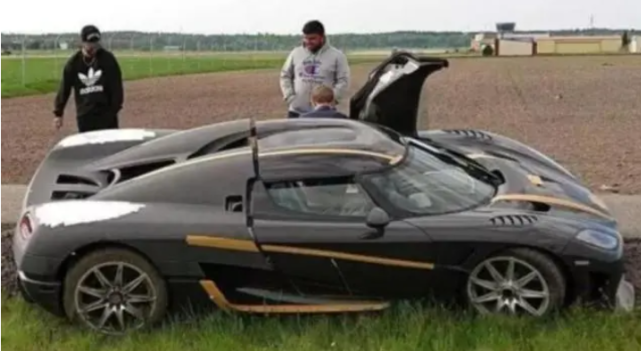 他就是抖音上的mike yin,其上传的视频中,随处可见超级跑车,其名下最