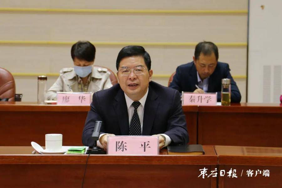 枣庄骄傲荣归故里市委书记陈平亲切接见枣庄奥运健儿