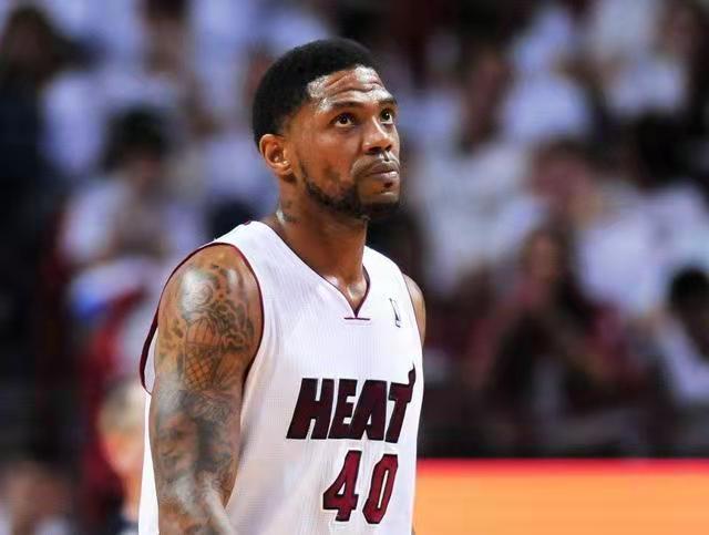 nba老将哈斯勒姆在父亲去世后重回热火