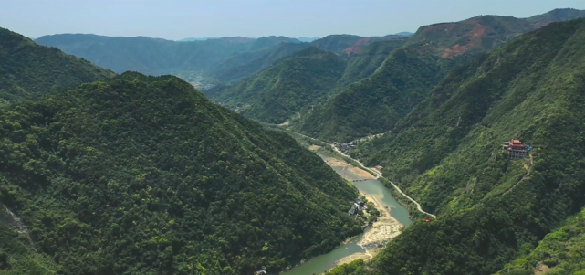 跟着古诗游霞浦丨赤岸照水红光两岸浮