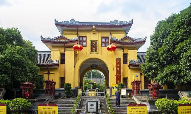 在最新的校友会排名榜上广西师范大学变成中国高水平大学