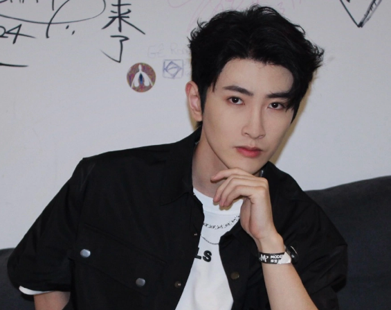 杨亘个人资料简介演艺经历图片