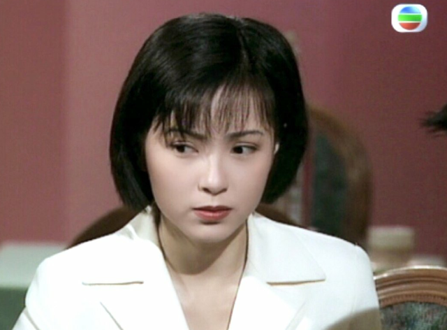 如今已经把脸整残了的傅明宪,当年真的是灿若玫瑰,娇俏水灵的美人儿一