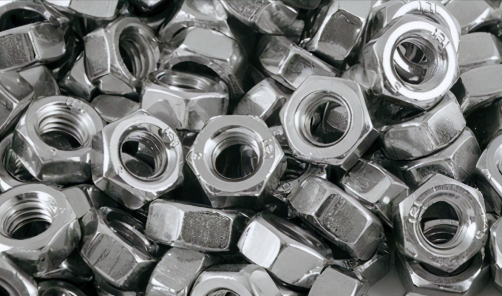 中国高铁真的离不开日本螺母?专家霸气回击,到底是谁离不开谁?