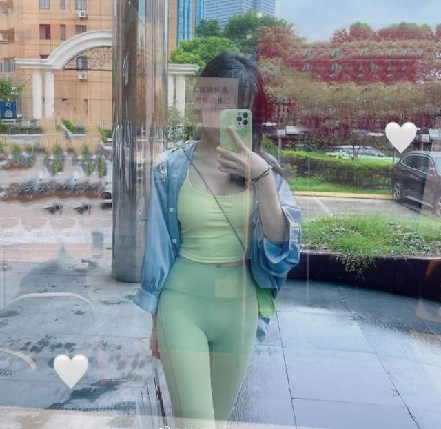 身为斗鱼t1级别的主播,叶知秋深得斗鱼器重自然是一