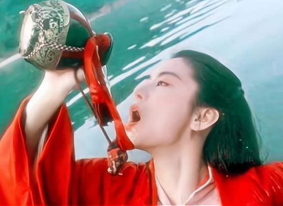 难以再现的瞬间李小龙林正英剪刀手林青霞喝酒王祖贤穿衣