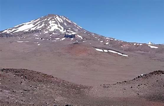 世界风光欣赏阿根廷门多萨省迈67波67火山景色