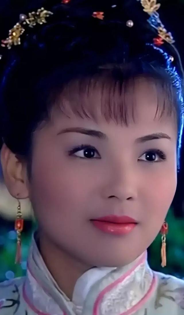 刘涛,娱乐圈的常青树,年轻时貌美如花,风华绝代,非常漂亮.
