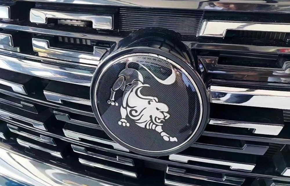 这款国产要火6万起售搭载三菱6at全新雄狮车标配大七座