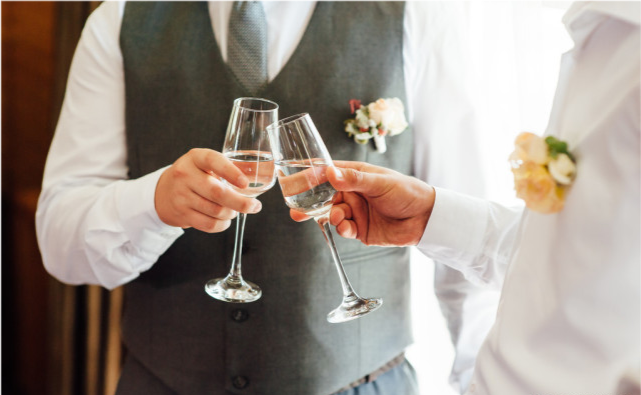 酒桌上给领导敬酒再也不怕说错话记住这几句万能敬酒词就足够