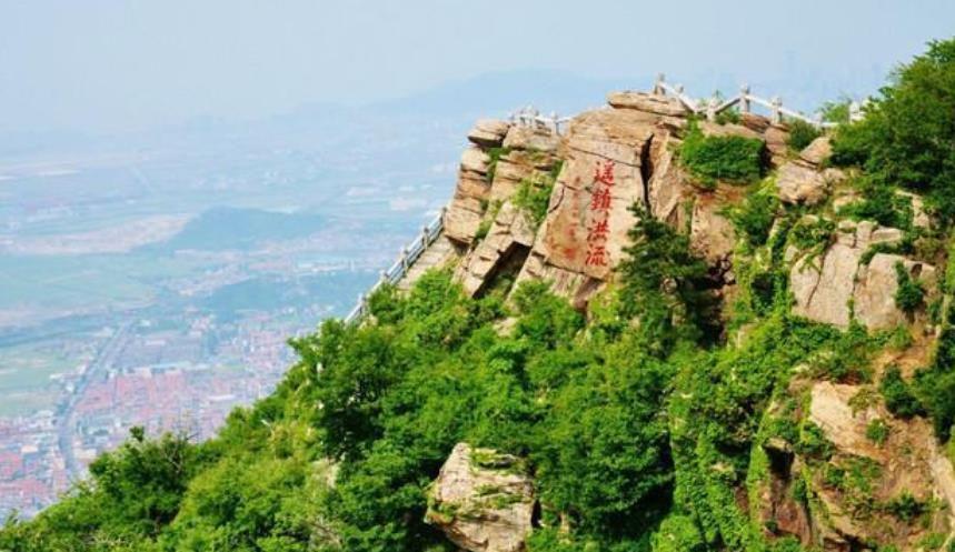 中国一个缺山的省份,看山是奢望,省内最高的山都没有上海大厦高