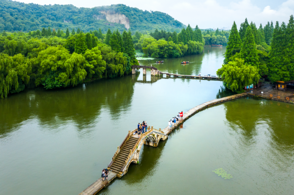 凤凰城市稽山鉴水唐诗路运动酷玩黄酒源老绍兴金柯桥