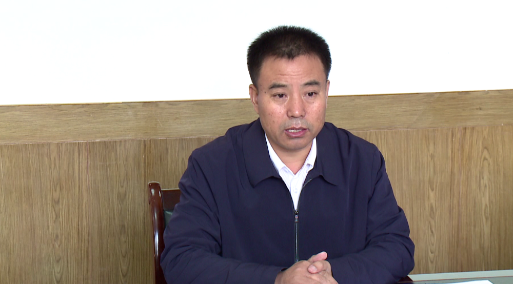 祁雪峰专题听取部署全县根治欠薪和住建领域遗留信访问题化解工作