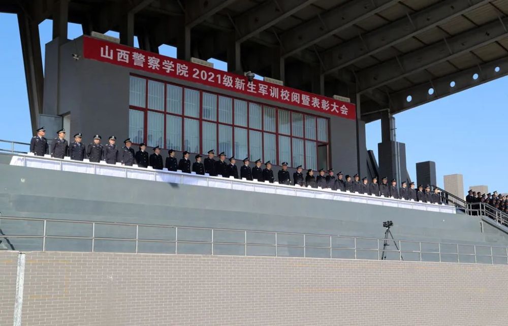 又燃又飒2021新生校阅图集收藏请点赞