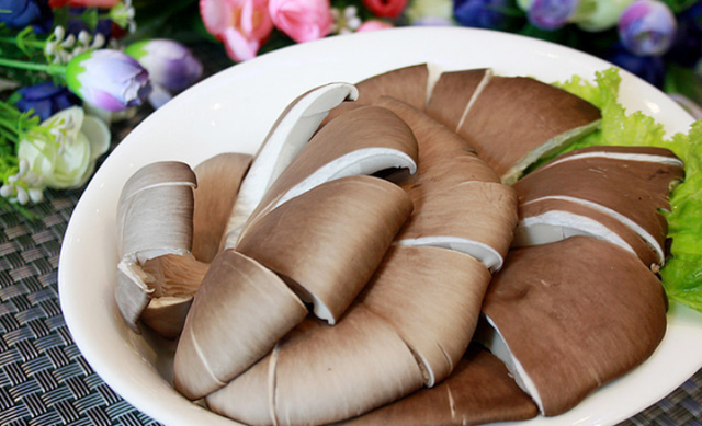 超级美味的食物,在家即可完成鲜蘑炒肉,您值得拥有|蘑菇|鲜蘑炒肉|瘦